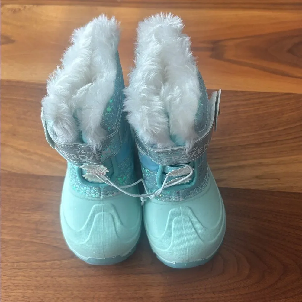 NEW Disney Frozen Lightup Faux Fur Light Blue Winter Boots Baby Size 6